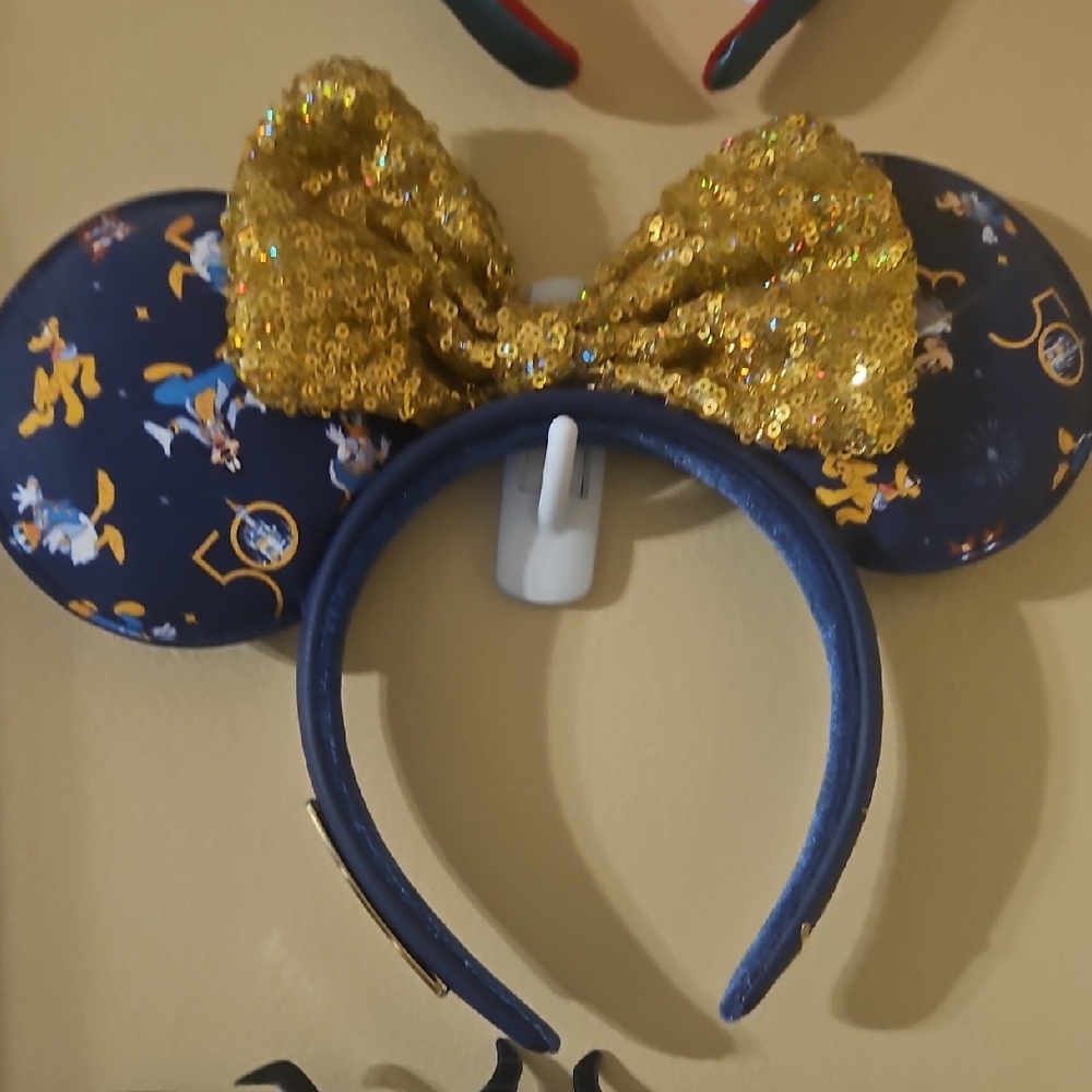 Disney Gold Sequin Bow Blue Ears